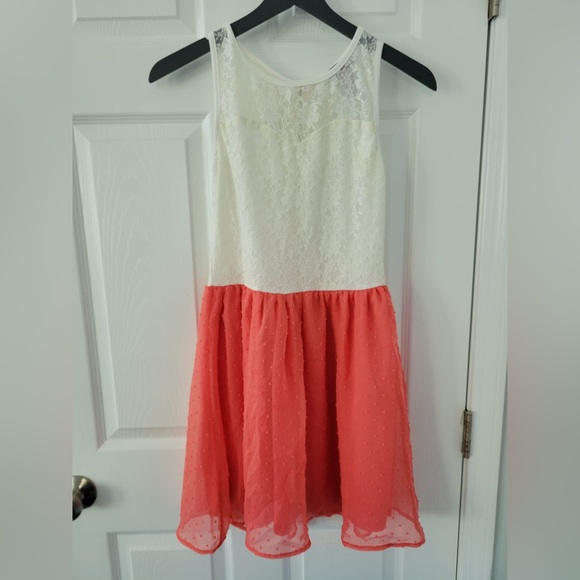 Myan Balletcore White and Coral Lace Dress - Picture 1 of 6